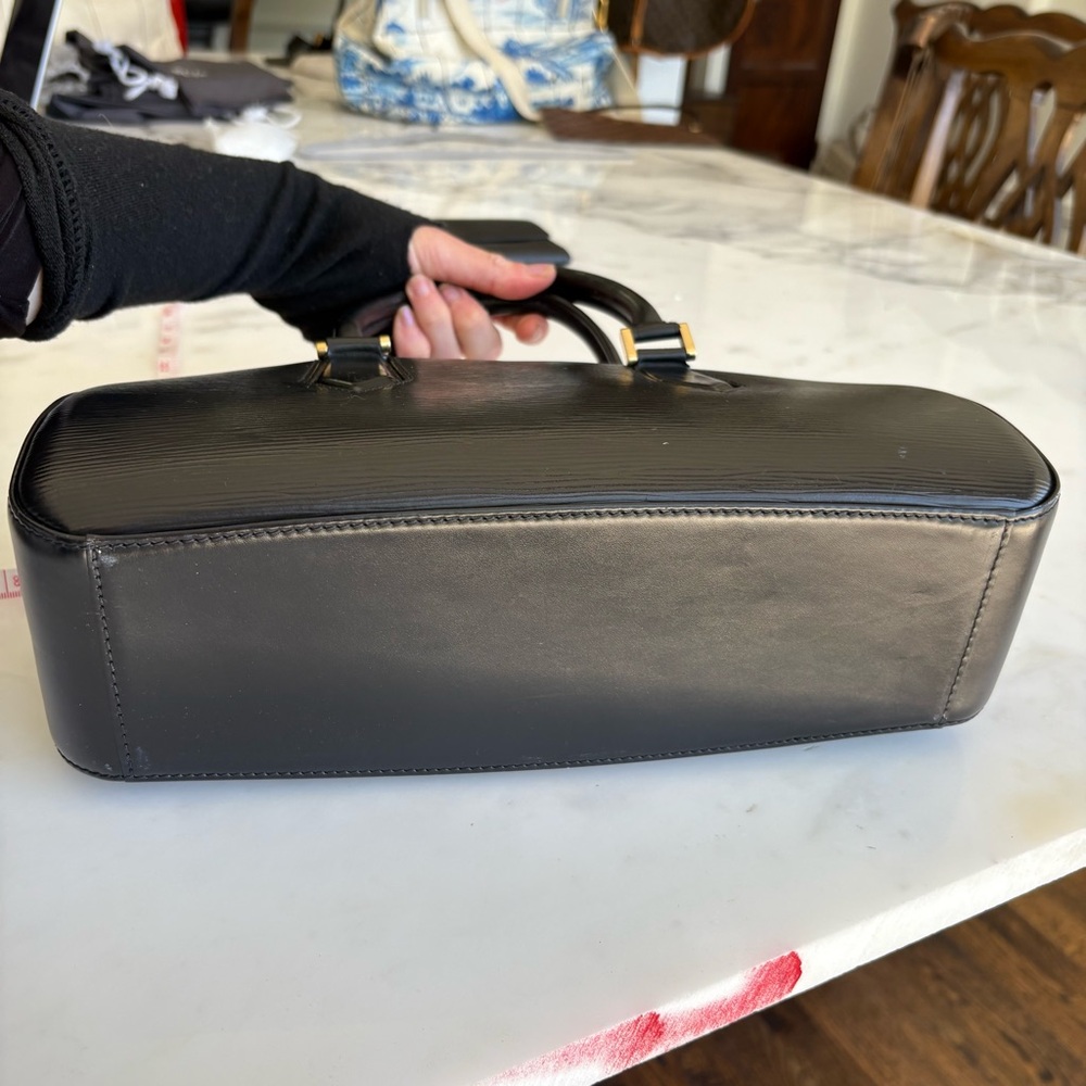 Louis Vuitton Epi Jasmin Tote and Wallet Set - Picture 11 of 13